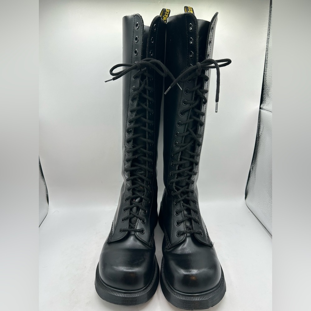 Vintage 90s MIE Dr. Martens Black 1420 Chunky
Square Toe 20 Eye Boot UK 5 US 7 - Picture 4 of 15